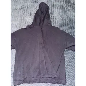 Lululemon Women's Twisted And Tucked Hoodie Sweatshirt Pullover‎ Purple Size 8 thumbnail 6