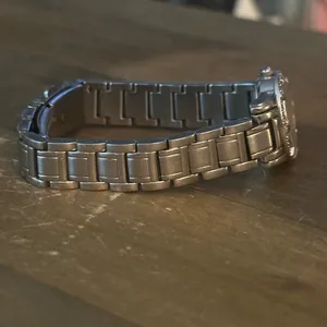 Bulova stainless steel real diamonds analog watch thumbnail 6