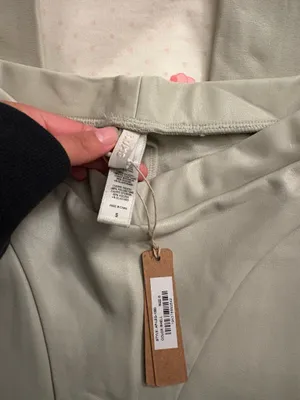 SKIMS NWT faux leather bootcut pant thumbnail 4