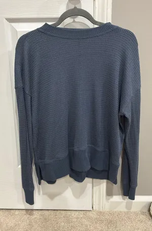 Thin Sweater thumbnail 1