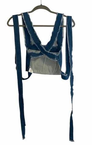Hot & Delicious Denim Cropped Tank Top Medium Blue Chambray Criss Cross Back Tie Sexy Tie Boho thumbnail 4