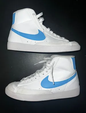 Nike Women’s Blue & White Blazers thumbnail 1