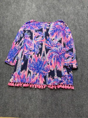 Lilly Pulitzer WomansLarge Tassel Hem Tropical Print Navy & Pink 1/4 sleeves thumbnail 6