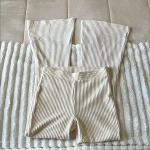 Aerie Cream Ribbed Corduroy Women's Pants thumbnail 1
