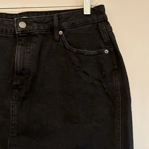 OLD NAVY Black denim midi skirt with pockets sz 14 ✨ thumbnail 4
