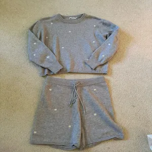 Lush Daisy Sweater and Shorts Set thumbnail 1