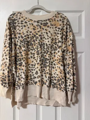 Aerie Women's Leopard Print Long Sleeve KnitWomen's thumbnail 1