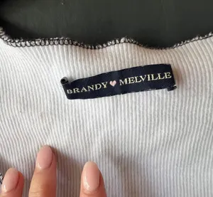 Brandy Melville crop top thumbnail 6