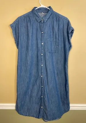 Old Navy Women’s Denim Medium Wash Blue Casual Preppy Button-Up Shirt Dress thumbnail 1