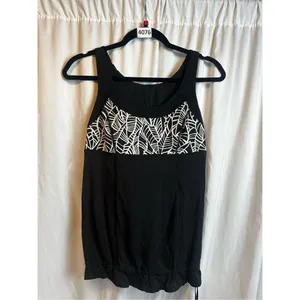 Lululemon Black Ta Ta Topper Run Athletic Cinch Hem Tank Top Women’s size 6 thumbnail 7