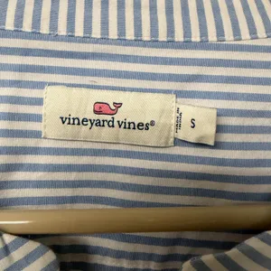 Vineyard Vines Blue White Striped Pink Embroidered Tunic Blouse Small Tie Sleeve thumbnail 2