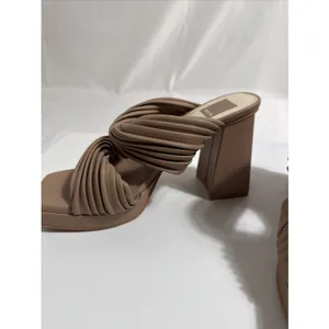 Dolce Vita Sandals Womens 7 Shoes Beige 4” Block Heels Slip On New Rubber Sole thumbnail 3