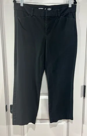Old Navy black High Rise, pixie straight leg thumbnail 1