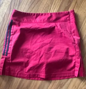 adidas Red Tennis Golf Skort Three Stripe Performance Size 6 Sporty thumbnail 1