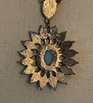 Blue Faceted Flower Statement Necklace thumbnail 5