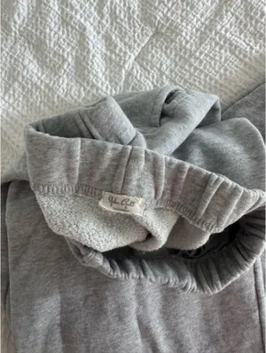 Brandy Melville Sweatpants Rosa Grey thumbnail 3