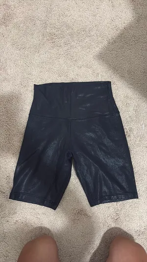 Lululemon Shine Align Shorts 8" thumbnail 2