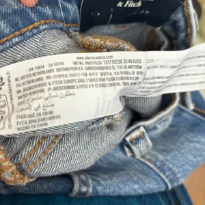 NEW Abercrombie Fitch 90s Straight High Rise Jeans Curve Love 24R Light‎ Wash thumbnail 5