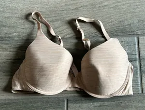 Victoria's Secret uplift semi Demi bra thumbnail 1