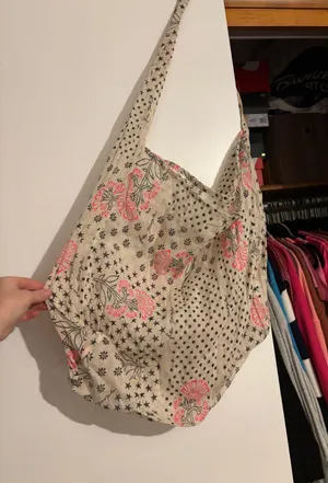 Free people bag thumbnail 1