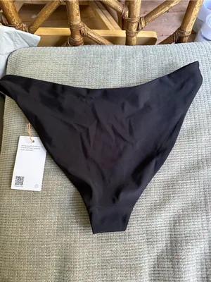 NWT Quince low ride bikini bottoms black thumbnail 4