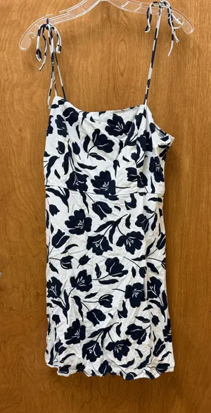 Old Navy thumbnail 1