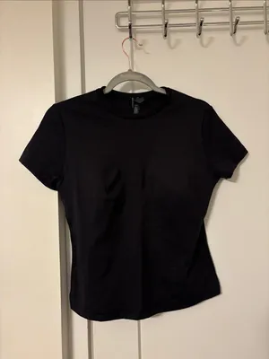 SKIMS + Nike Padded Baby Tee Obsidian thumbnail 4