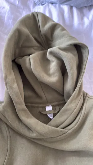 Lululemon sweatshirt thumbnail 4