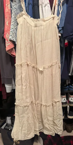 White maxi dress thumbnail 1