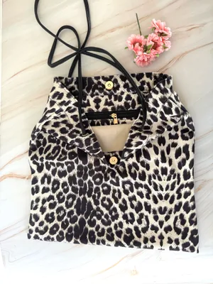 White Leopard Shoulder Bag thumbnail 4