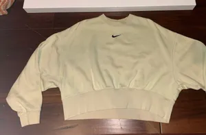 Light Green Crop Sweatshirt Size XS thumbnail 1