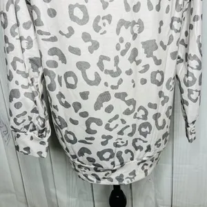 NWT Leo Rosi Womens Animal Print Pajama Sleepwear Set Sz S Gray Long Sleeve thumbnail 10