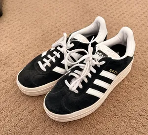 Adidas Shoes thumbnail 1