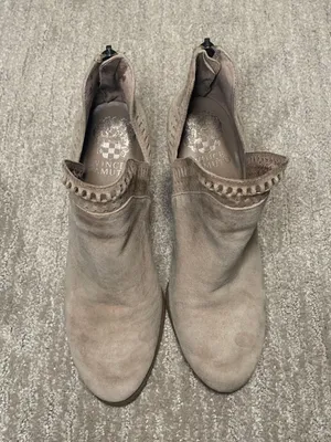 Vince Camuto Booties thumbnail 4