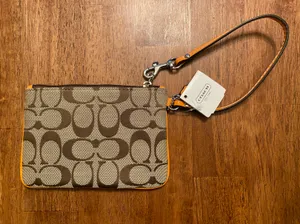Coach Wristlet thumbnail 2
