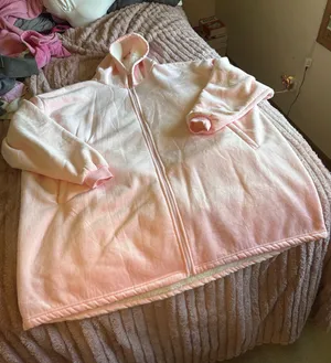 Cozy Pastel Pink Zip-Up Lounge Wear thumbnail 1