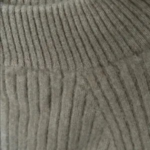 Soft Surroundings Scoop Neck Camel Color 100% Cashmere‎ Tunic Sweater large thumbnail 3