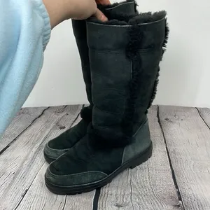 UGG Sundance II Revival Black Tall Boots size 7W thumbnail 2