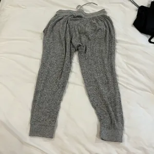 sweatpants thumbnail 2