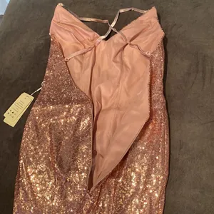 Women’s Pink Fully Sequined Mermaid Style Prom Party Dress Size 6 NWT thumbnail 9