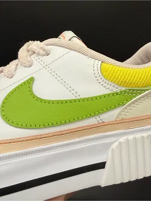 NIKE Women’s Court Legacy Lift Size 6 thumbnail 12