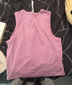 Lululemon tank top thumbnail 3