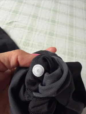 Lululemon Align High-Waist Camo Bike Shorts - Black/Grey thumbnail 6