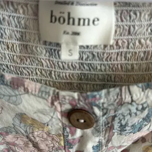 Bohme Floral Faux Button Front Smocked Back Balloon Half Sleeve Top Small thumbnail 7