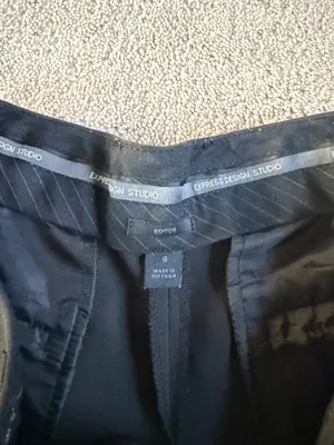 Express Editor Black Dress Shorts – Size 8 thumbnail 3