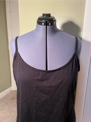 Old Navy Women’s Plus Sz 3X First-Layer Camisole Tank Top Black Jack Square Neck thumbnail 4