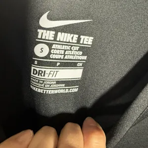 The Nike Tee Harvard Softball Long Sleeve Black Dri Fit Shirt Women's Small thumbnail 4