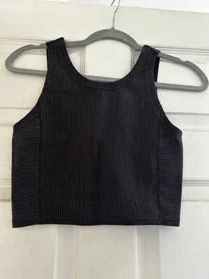 Lululemon Crop Tank thumbnail 4