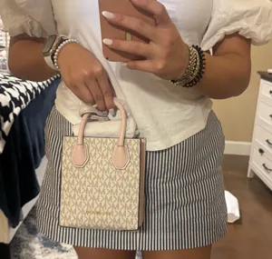 Michael Kors Purse thumbnail 4