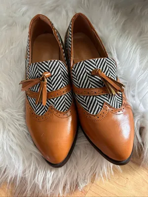 Tassel loafers in synthetic leather with herringbone pattern size 36 or 5.5 thumbnail 2